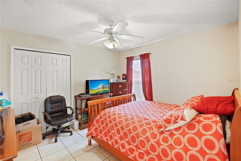 Image 12 of property listing at 11545 BENTRY STREET, Orlando, FL 32824
