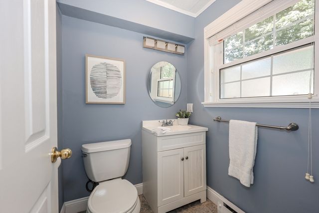 15 Orchard Ave B, Haverhill, MA 01830