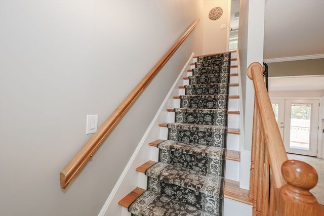 15 Orchard Ave B, Haverhill, MA 01830