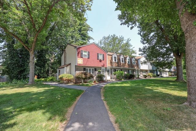 15 Orchard Ave B, Haverhill, MA 01830