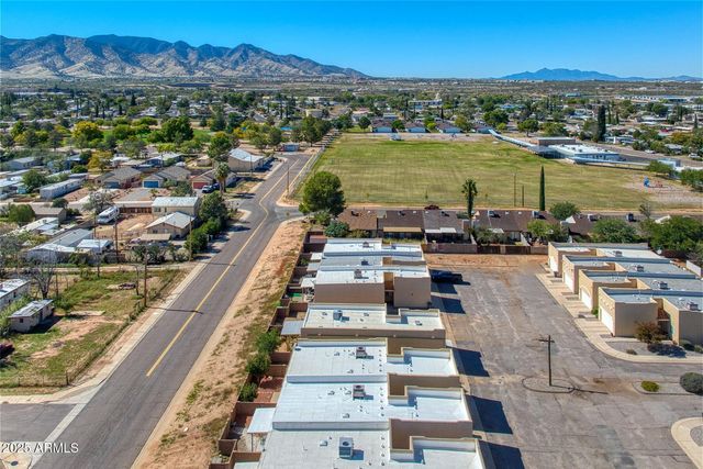 390 ROBIN Court, Sierra Vista, AZ 85635