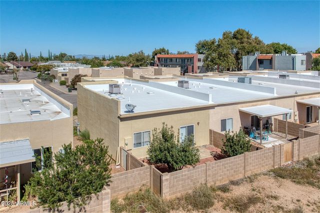 390 ROBIN Court, Sierra Vista, AZ 85635