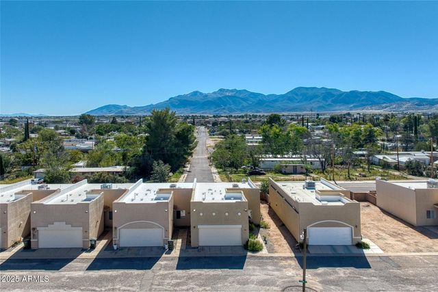 390 ROBIN Court, Sierra Vista, AZ 85635