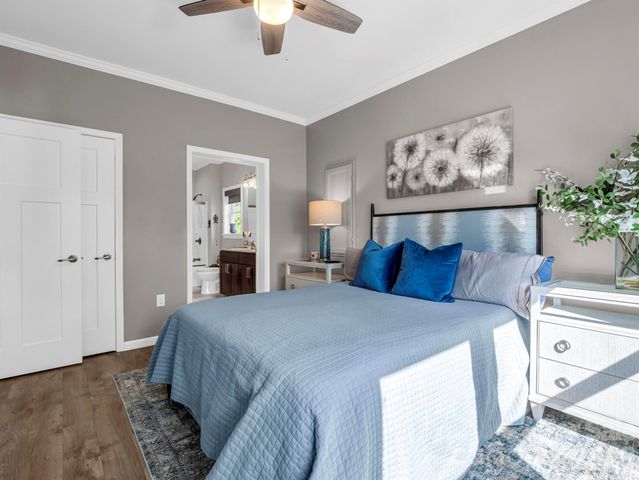 11 N Pershing Road, Asheville, NC 28805