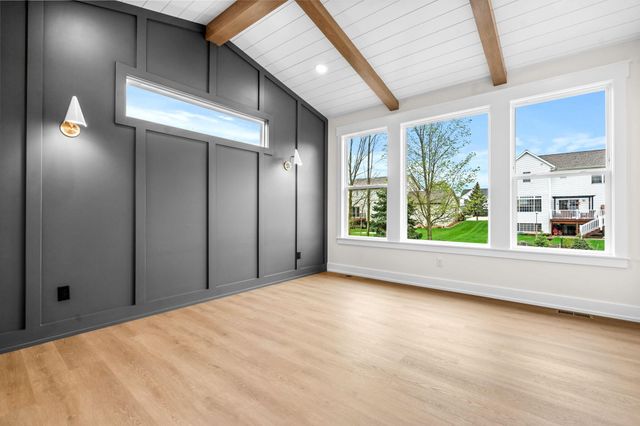 1912 Creekside Drive SW, Byron Center, MI 49315