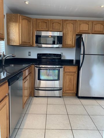 9355 SW 8th Street 202, Boca Raton, FL 33428