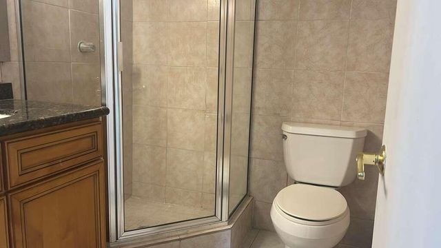 9355 SW 8th Street 202, Boca Raton, FL 33428