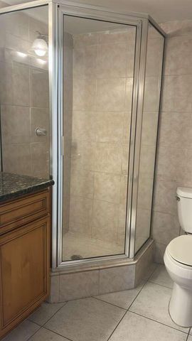 9355 SW 8th Street 202, Boca Raton, FL 33428