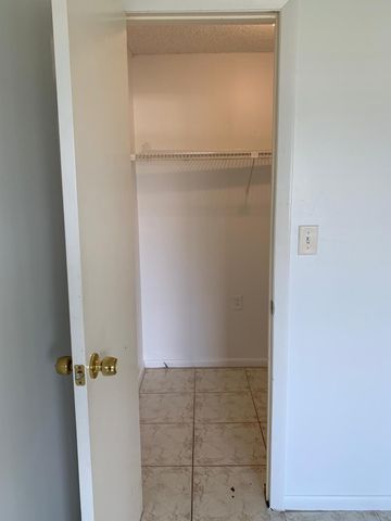 9355 SW 8th Street 202, Boca Raton, FL 33428
