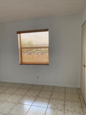 9355 SW 8th Street 202, Boca Raton, FL 33428