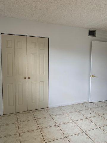 9355 SW 8th Street 202, Boca Raton, FL 33428