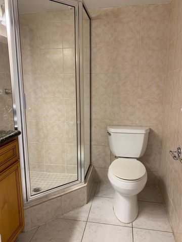9355 SW 8th Street 202, Boca Raton, FL 33428
