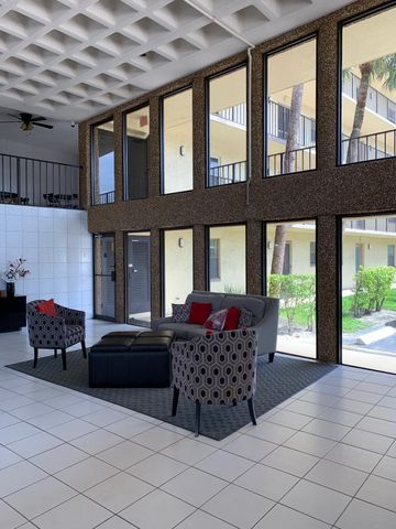 9355 SW 8th Street 202, Boca Raton, FL 33428