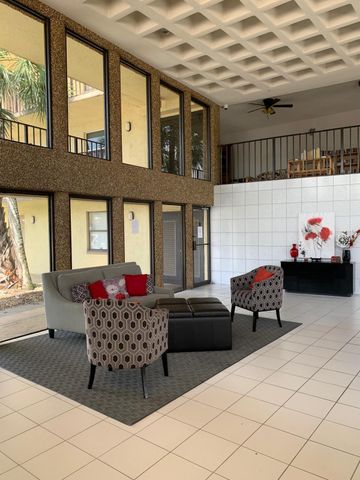 9355 SW 8th Street 202, Boca Raton, FL 33428