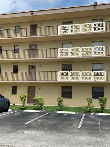 9355 SW 8th Street 202, Boca Raton, FL 33428