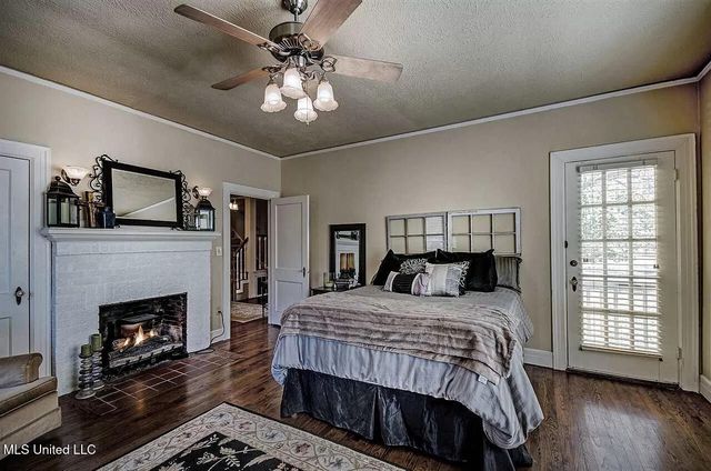 3521 Mcfarland Road, Raymond, MS 39154