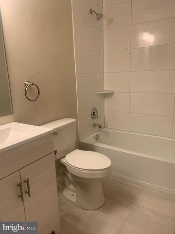 2804 CAMBRIDGE DR, Woodbridge, VA 22192