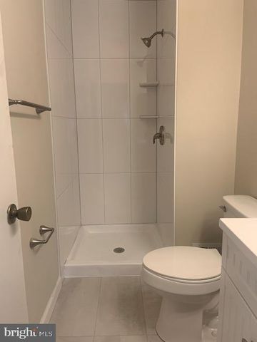 2804 CAMBRIDGE DR, Woodbridge, VA 22192