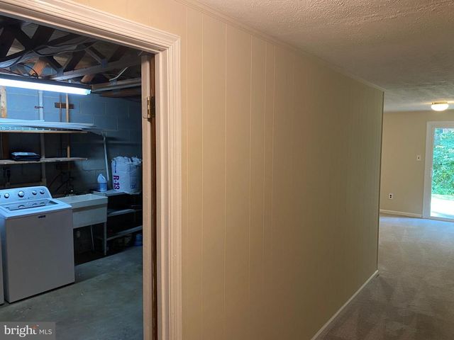 2804 CAMBRIDGE DR, Woodbridge, VA 22192