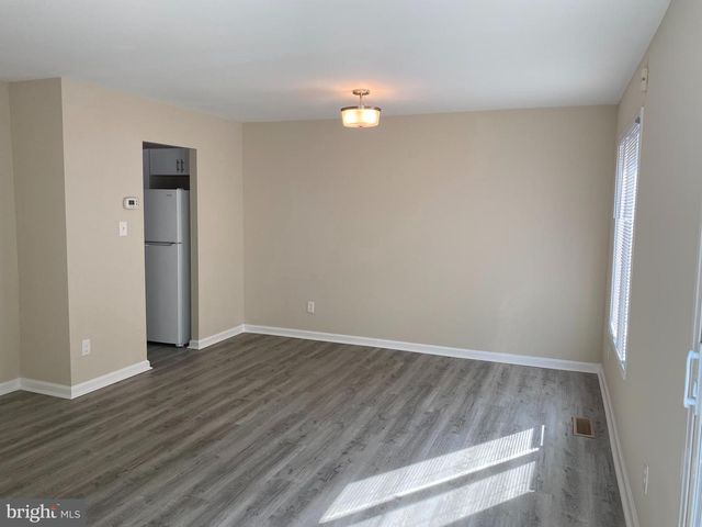 2804 CAMBRIDGE DR, Woodbridge, VA 22192