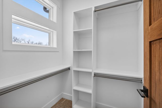 5380 Carter Court, Johnston, IA 50131