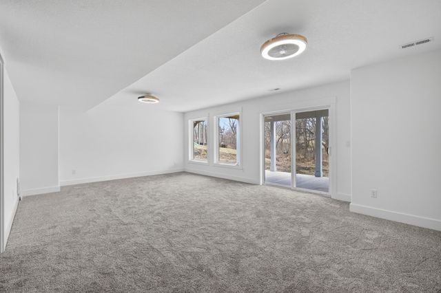 5380 Carter Court, Johnston, IA 50131