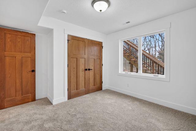 5380 Carter Court, Johnston, IA 50131