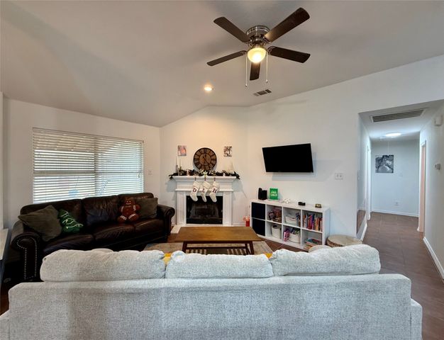 2922 Custer Drive, Corinth, TX 76210