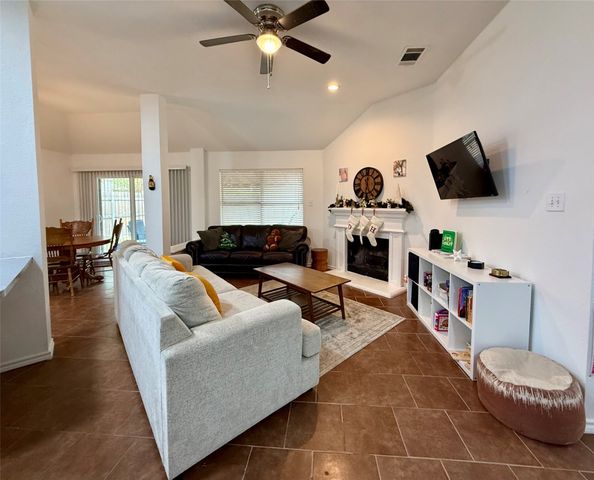 2922 Custer Drive, Corinth, TX 76210