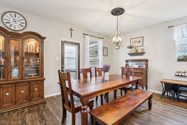 4025 Woodside, Seguin, TX 78155