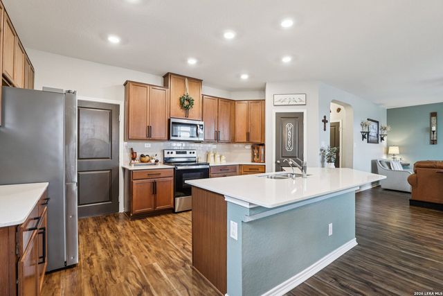 4025 Woodside, Seguin, TX 78155