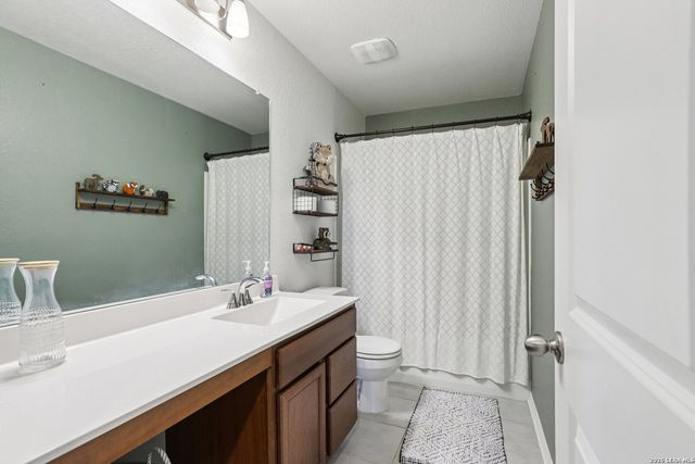 4025 Woodside, Seguin, TX 78155