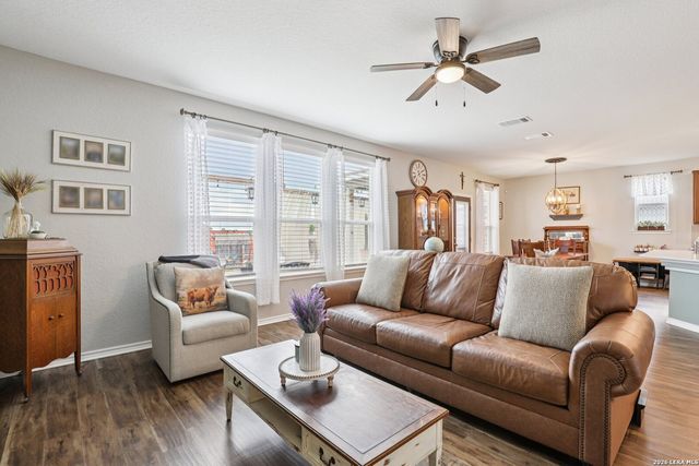 4025 Woodside, Seguin, TX 78155