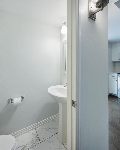 3054 Harbinger Lane, Dallas, TX 75287