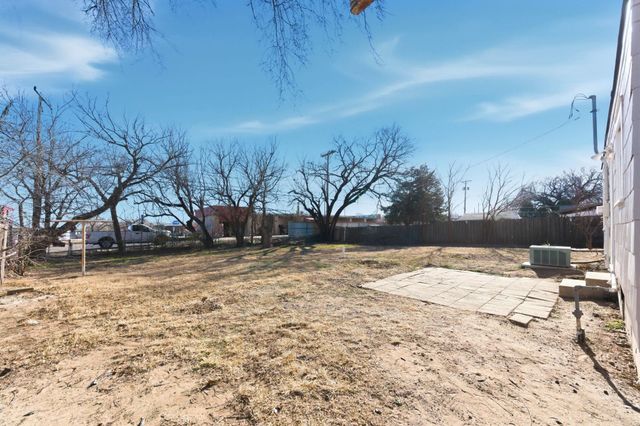 112 S Colorado St, Wichita, KS 67209