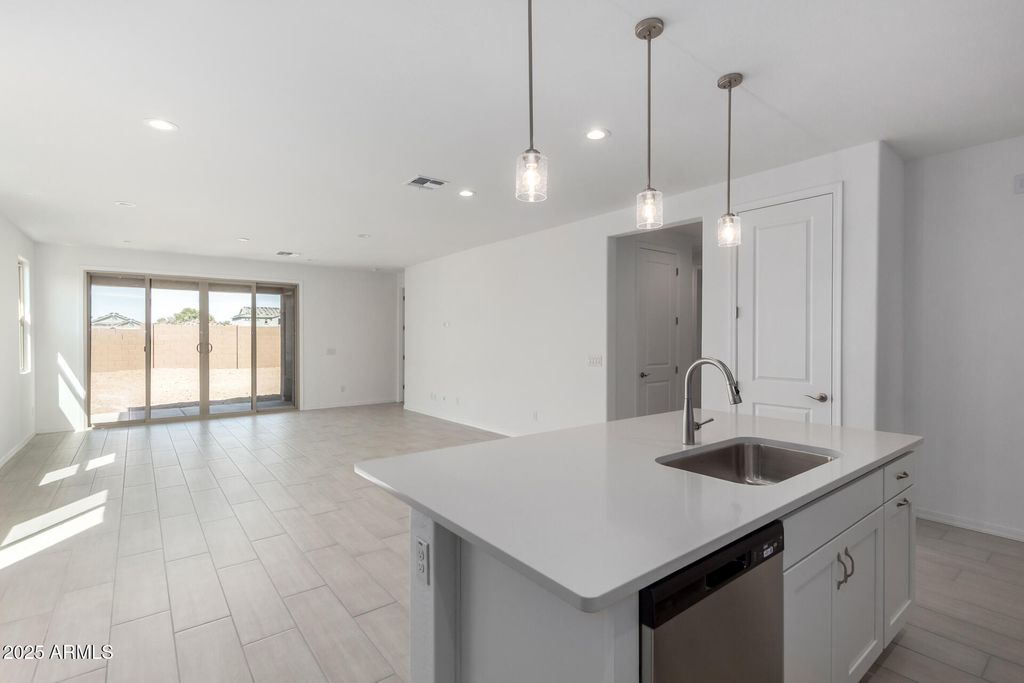5344 W MANZANITA Drive, Glendale, AZ 85302 — photo 5