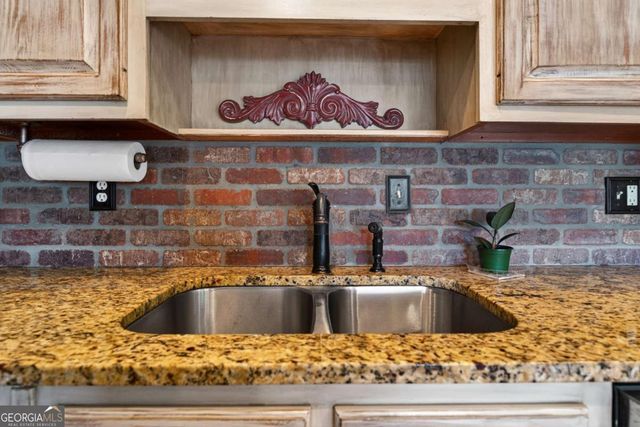 172 E Shadburn Avenue, Buford, GA 30518