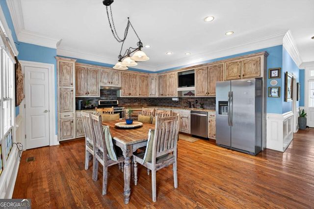 172 E Shadburn Avenue, Buford, GA 30518