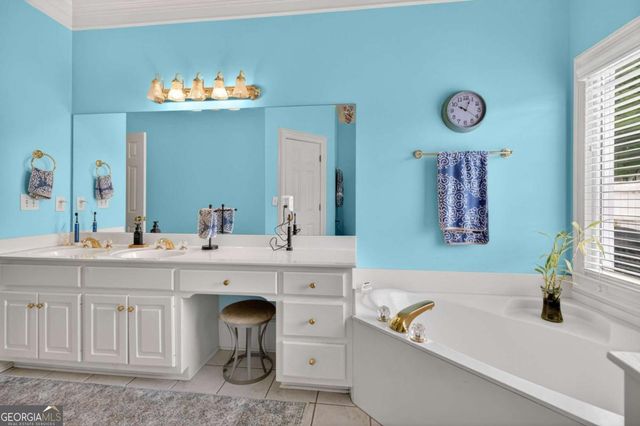 172 E Shadburn Avenue, Buford, GA 30518