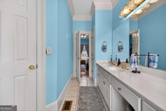 172 E Shadburn Avenue, Buford, GA 30518