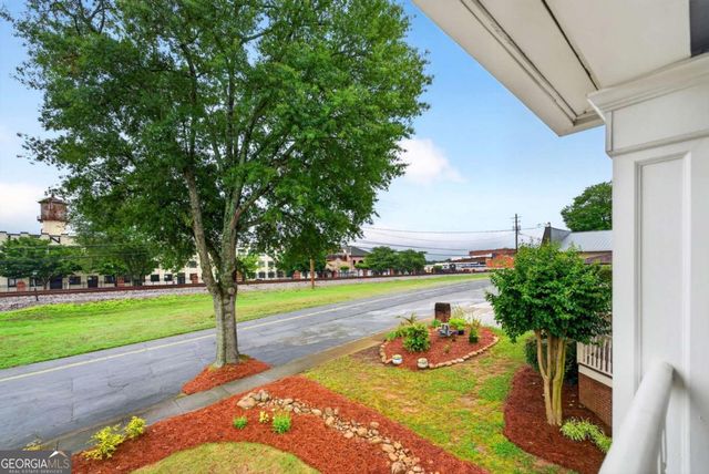 172 E Shadburn Avenue, Buford, GA 30518