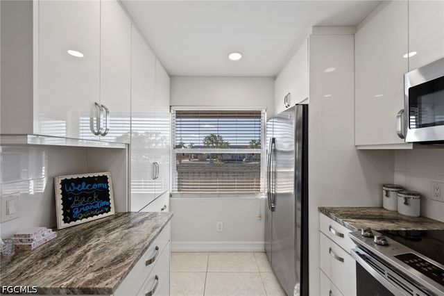 1519 Cape Coral PKWY W 9, Cape Coral, FL 33914