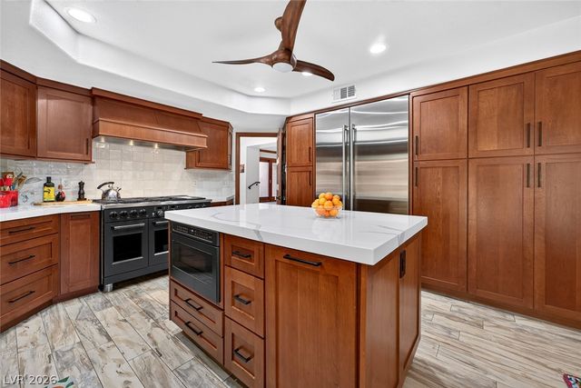 7725 Spanish Bay Drive, Las Vegas, NV 89113