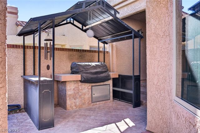 7725 Spanish Bay Drive, Las Vegas, NV 89113