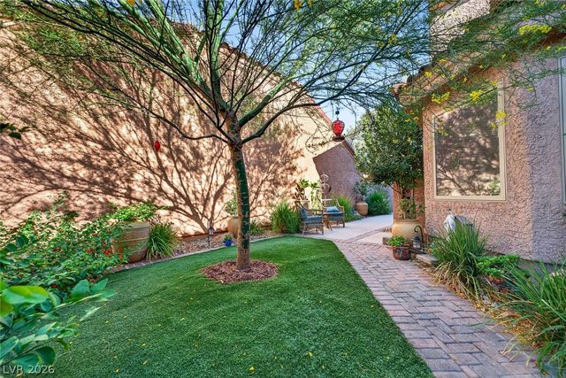 7725 Spanish Bay Drive, Las Vegas, NV 89113