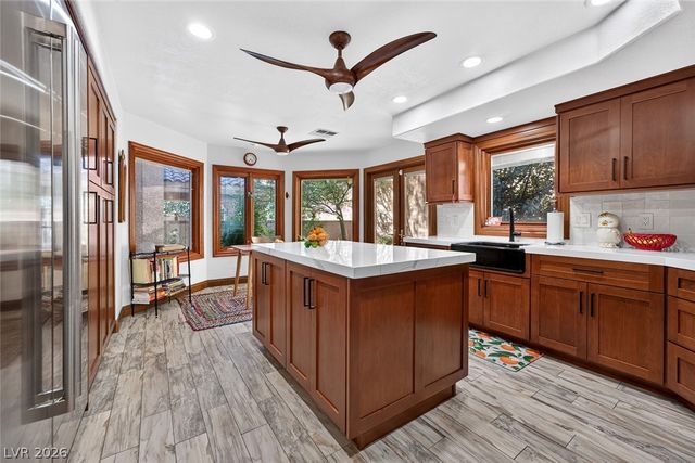 7725 Spanish Bay Drive, Las Vegas, NV 89113
