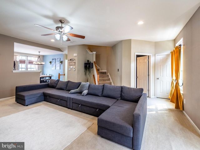 6 FOX CT, Delanco, NJ 08075