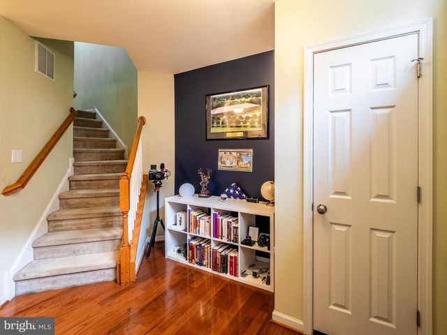 6 FOX CT, Delanco, NJ 08075