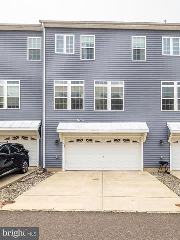 6 FOX CT, Delanco, NJ 08075