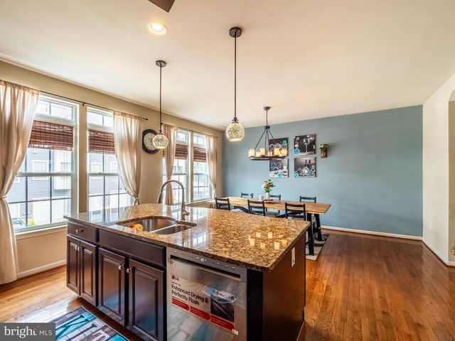 6 FOX CT, Delanco, NJ 08075
